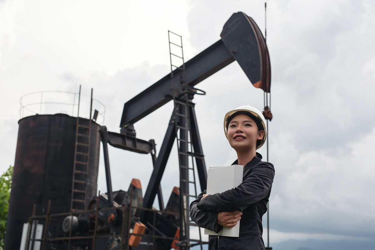 Big Oil Embraces Renewables or Misses the Boat?